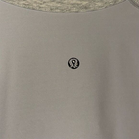Lululemon Men's L Long Sleeve Crewneck Pullover - Picture 5 of 6